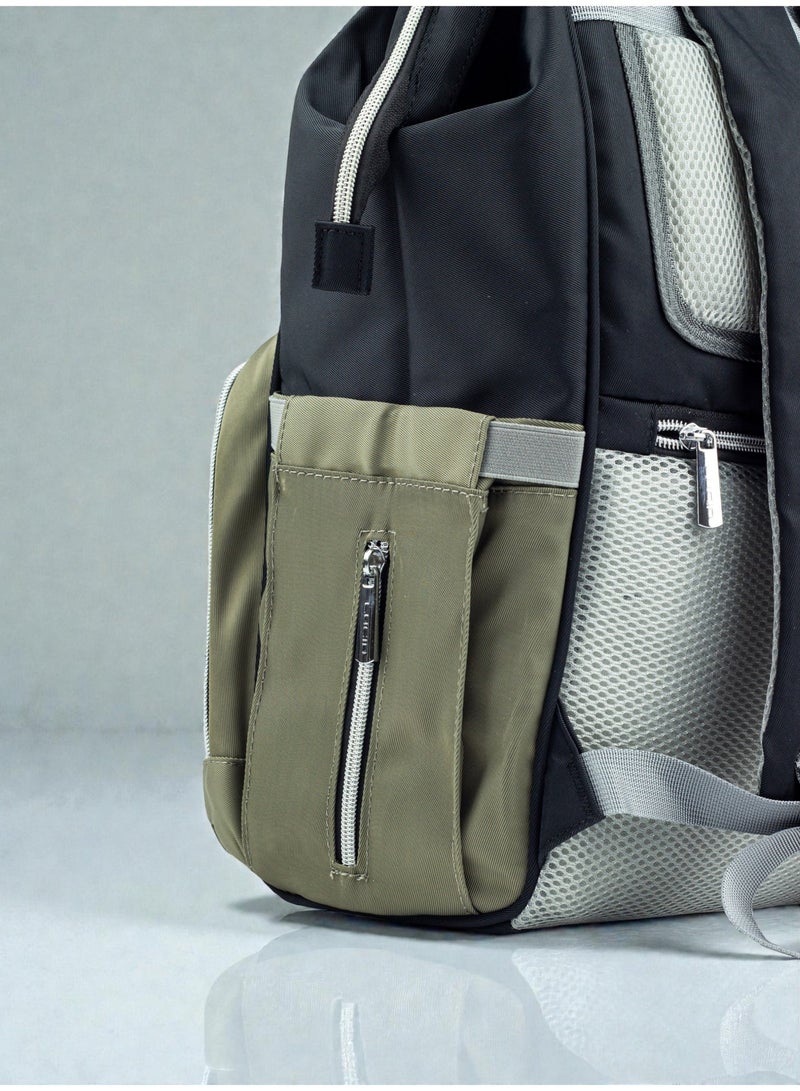 لوسيد حقيبه لوازم الأمهات الإصدار الاحدث من لوسيد مقاومة للمياه مع مفرش غيار وحافظه للببرونه حراريه بوصله تسخين-اسود فى زيتي - Image 5